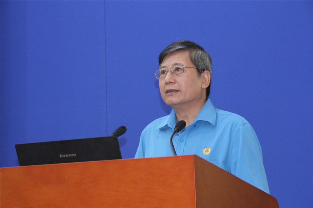 Đồng chí Trần Thanh Hải - Phó Chủ tịch Thường trực Tổng LĐLĐVN phát biểu tại lớp tập huấn. Ảnh: Việt Lâm