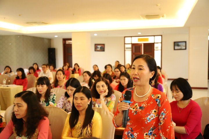 Đại biểu phát biểu ý kiến tại Hội thảo.
