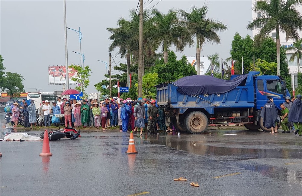 Hiện trường vụ tai nạn khiến một nạn nhân thiệt mạng. Ảnh: TH.