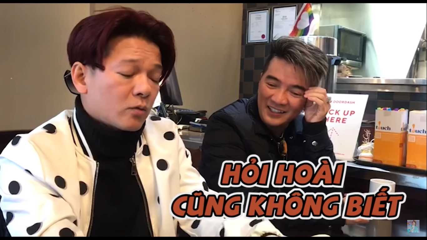 Dù bị chê nhưng Đàm Vĩnh Hưng vẫn cười sảng khoái.