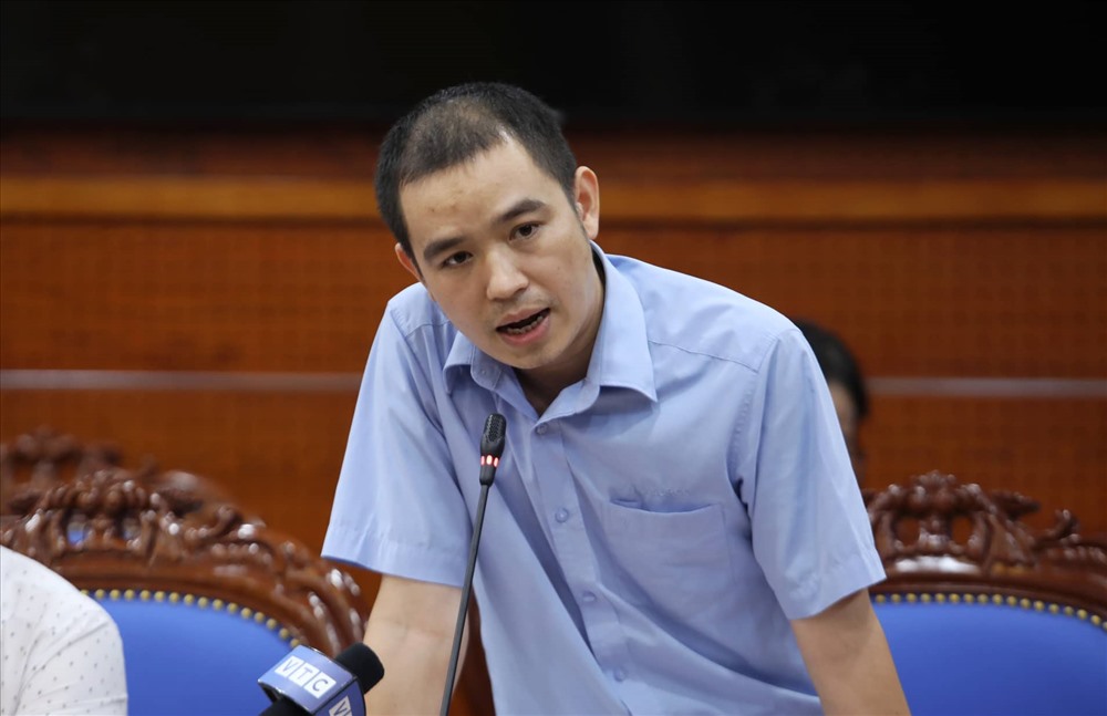Ông Bùi Đăng Khoa, Phó Giám đốc Công ty cổ phần đầu tư nước sạch Sông Đà. Ảnh: Tô Thế.