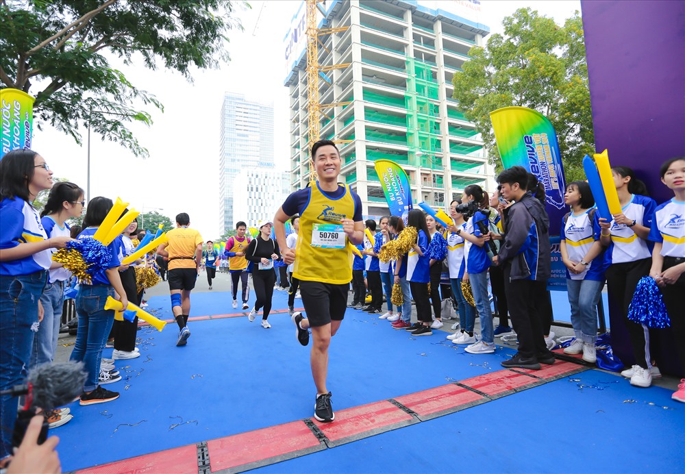 Nam MC cho hay, việc tập luyện thể thao thường xuyên sẽ giúp nâng cao sức khoẻ, tinh thần thoải mái hơn.