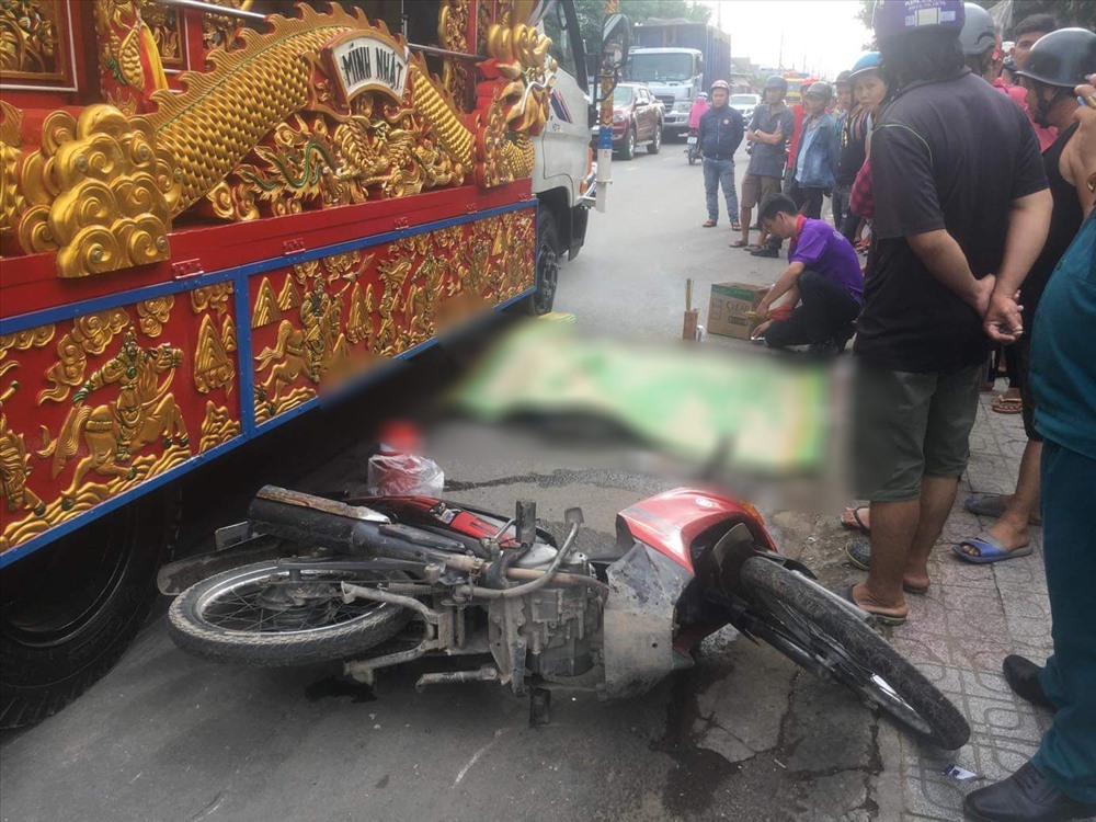Tai nạn hy hữu khiến người đàn ông tử vong trên đường đi làm - Ảnh: ĐT