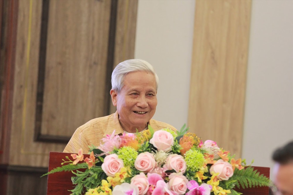 Nhà báo lão thành Hà Đăng - nguyên Ủy viên Trung ương Đảng, nguyên Trưởng Ban Tư tưởng-Văn hóa Trung ương (nay là Ban Tuyên giáo Trung ương), nguyên Tổng Biên tập Báo Nhân dân. Ảnh: T.VƯƠNG