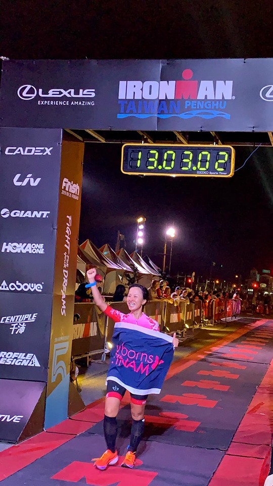Phạm Nguyễn Tố Phương hoàn thành Ironman sau 13 giờ
