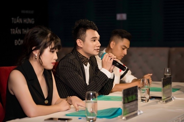 Ca sĩ Khắc Việt chia sẻ về liveshow miễn phí phục vụ hàng nghìn học sinh, sinh viên. Ảnh: NVCC