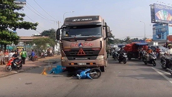 Hiện trường vụ tai nạn Ảnh: PLO.