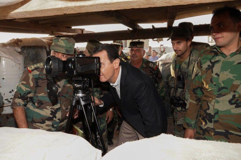 Một vài hình ảnh trong chuyến thị sát của ông Assad. Ảnh: South Front.