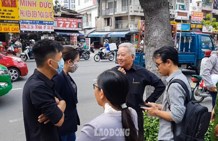 Nhiều nhà cung cấp của Món Huế cho biết không thể nào liên lạc lãnh đạo công ty này.