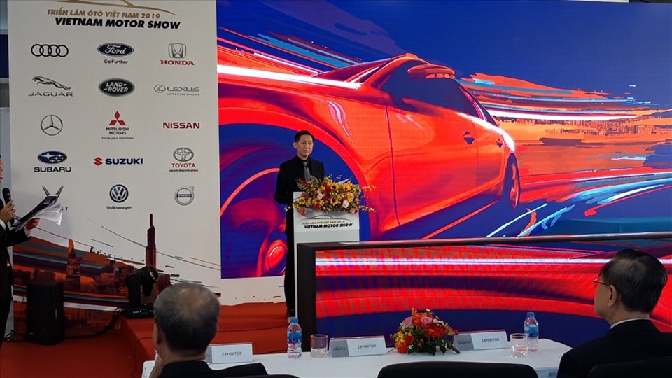 Ông Trần Vĩnh Tuyến – Phó Chủ tịch UBND TPHCM phát biểu tại Triển lãm Vietnam Motor Show 2019. Ảnh TK. Ông Trần Vĩnh Tuyến – Phó Chủ tịch UBND TPHCM phát biểu tại Triển lãm Vietnam Motor Show 2019. Ảnh TK.