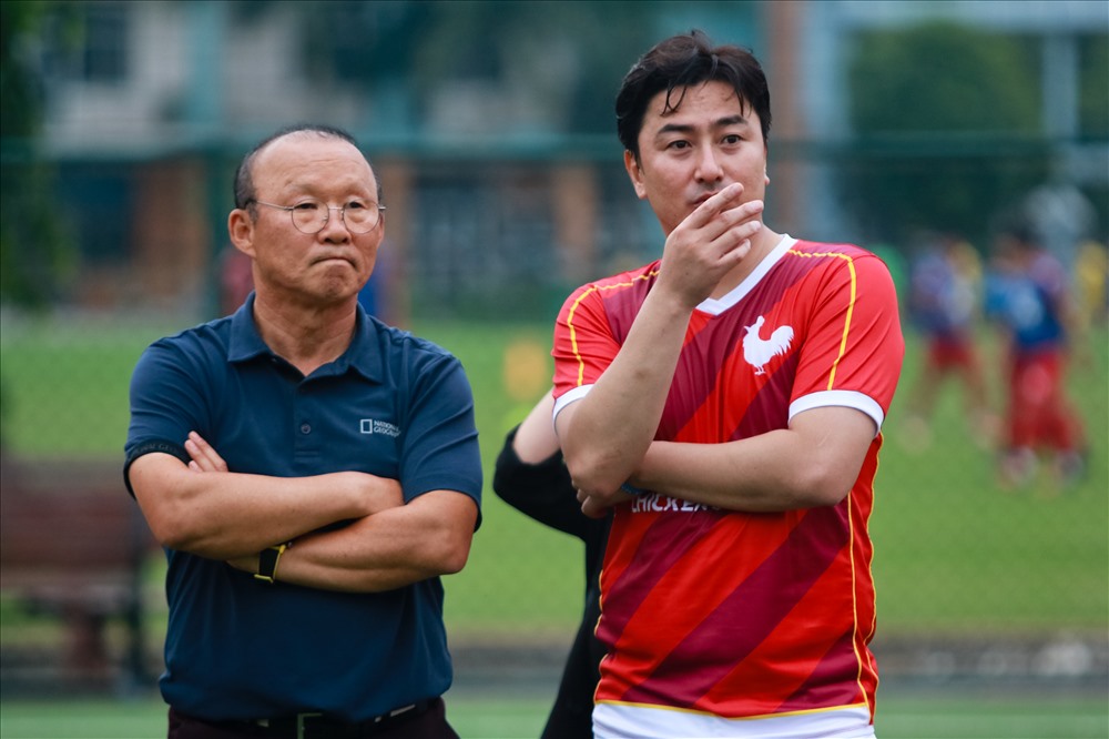 Ahn Jung Hwan là học trò cũ của thầy Park. Ảnh: Sơn Tùng