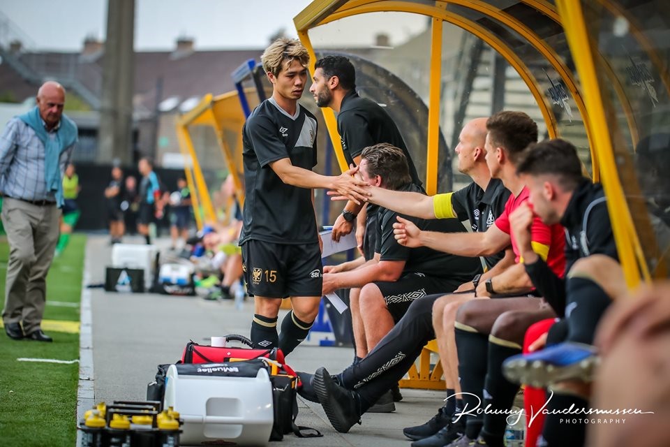 Báo Thái Lan ủng hộ việc Công Phượng nên về thi đấu ở V.League 2020. Ảnh: STVV