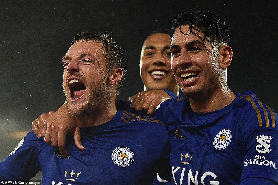Jamie Vardy và Ayoze Perez cùng lập hat-trick. Ảnh: Getty