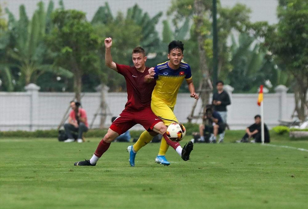 U19 Việt Nam đã có cuộc cọ xát chất lượng. Ảnh: Như Đạt