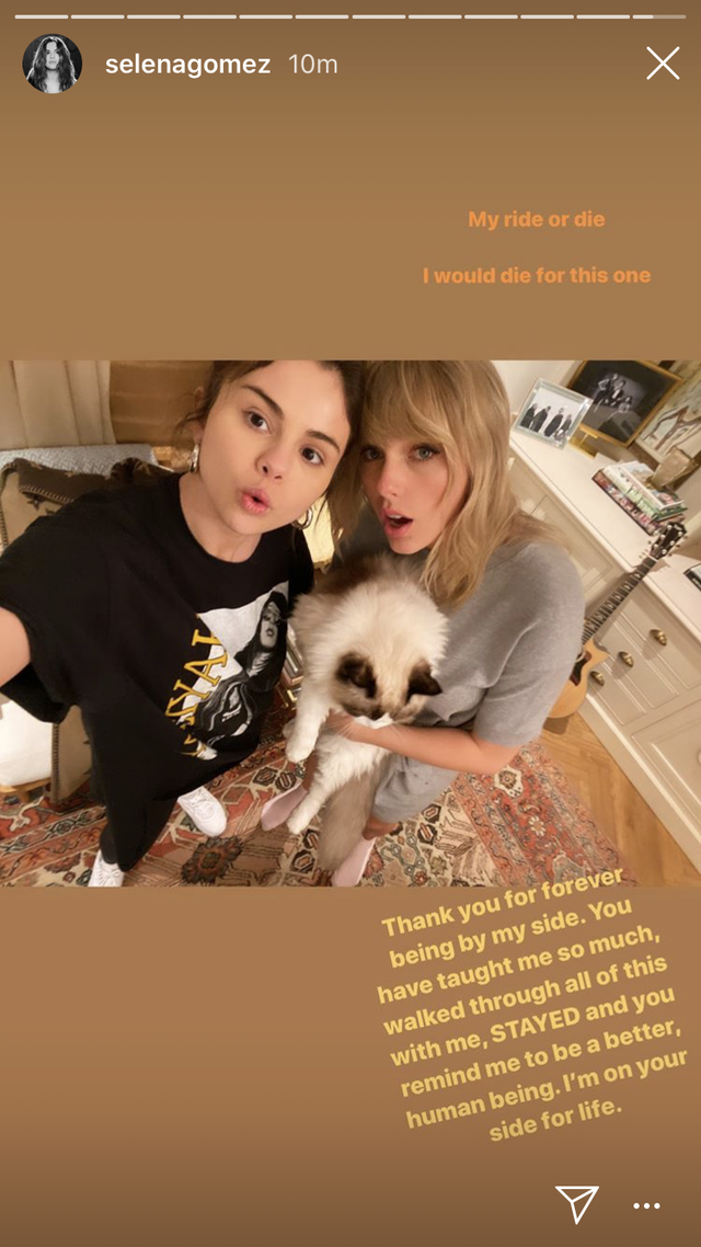 Bức ảnh Selena Gomez đăng tải kèm lời cảm ơn gửi tới nữ ca sĩ Taylor Swift. Ảnh: Elle