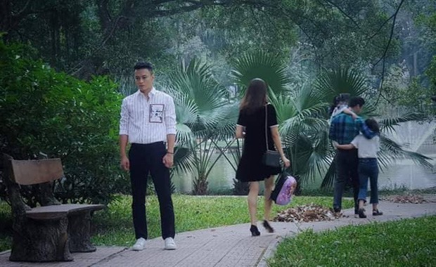 Những hình ảnh này càng làm khán giả thêm tò mò liệu Khuê sẽ bỏ rơi Bảo để về với Thái. Ảnh: T.L.