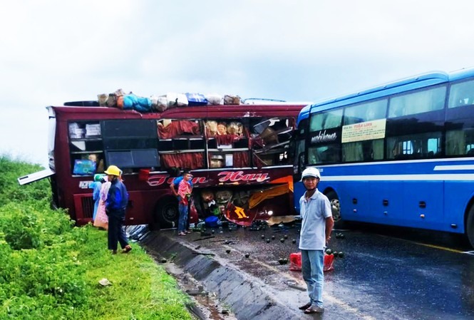 Hiện trường vụ tai nạn. Ảnh: Tiền phong.