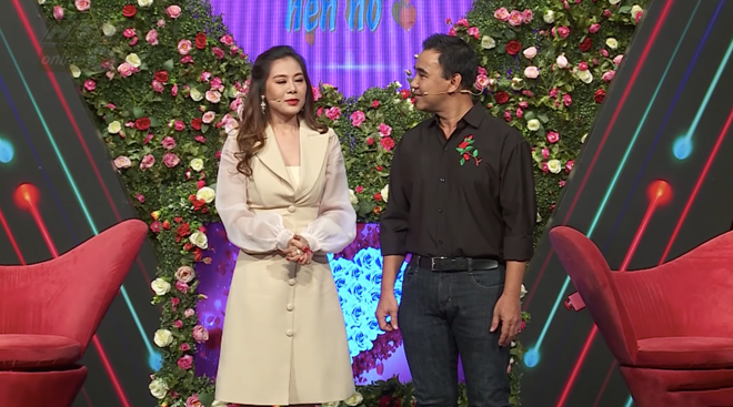 Nam Thư - Quyền Linh. Ảnh cắt từ clip