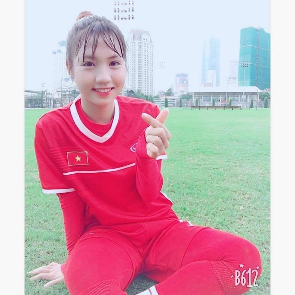 Trần Thị Duyên có vẻ ngoài xinh xắn và nổi bật. Ảnh: FBNV