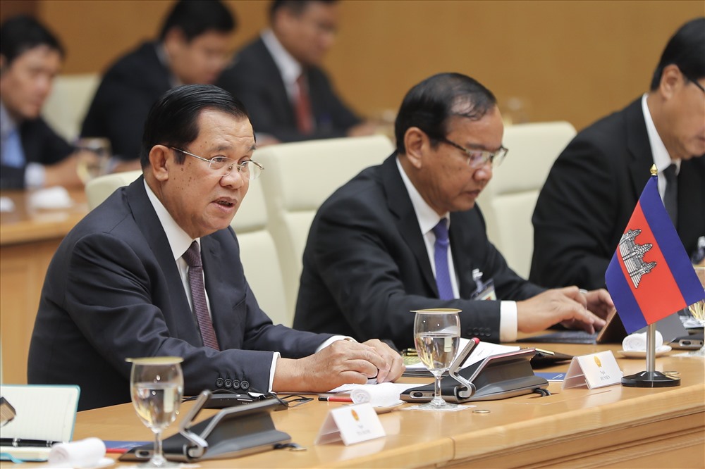 Thủ tướng Campuchia Hun Sen trong cuộc hội đàm. Ảnh: Sơn Tùng.