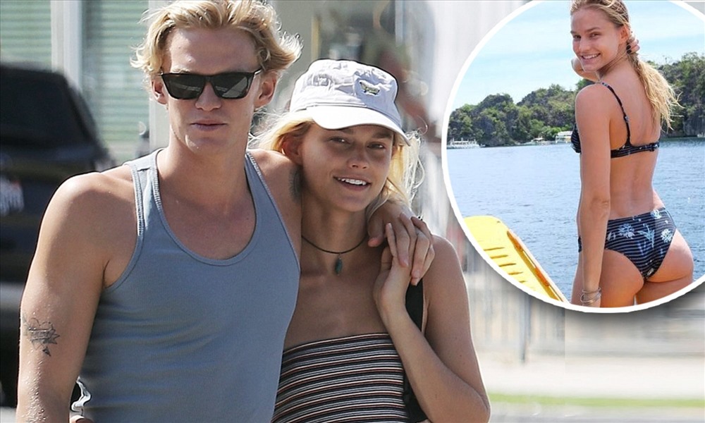 Cody và tình cũ Clair Wuestenberg. Ảnh: Dailymail.