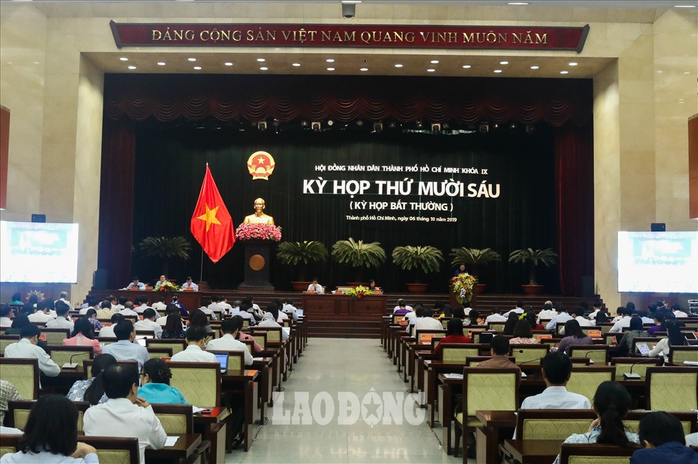 Kỳ họp thứ 16 (kỳ họp bất thường) HĐND TP.Hồ Chí Minh khóa IX chính thức khai mạc sáng ngày 6.10. Ảnh: Phan Anh