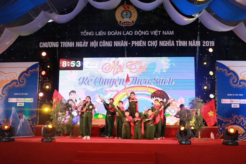 Nhiều tiết mục được dàn dựng rất công phu, mang lại nhiều cảm xúc.