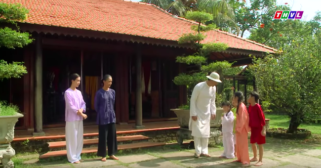 Cuộc sống bình yên của Hạnh Dung và Khải Văn. Ảnh cắt từ clip