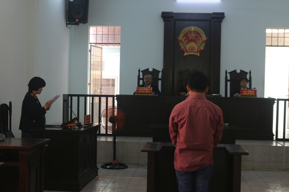 Hội đồng xét xử tuyên án với bị cáo