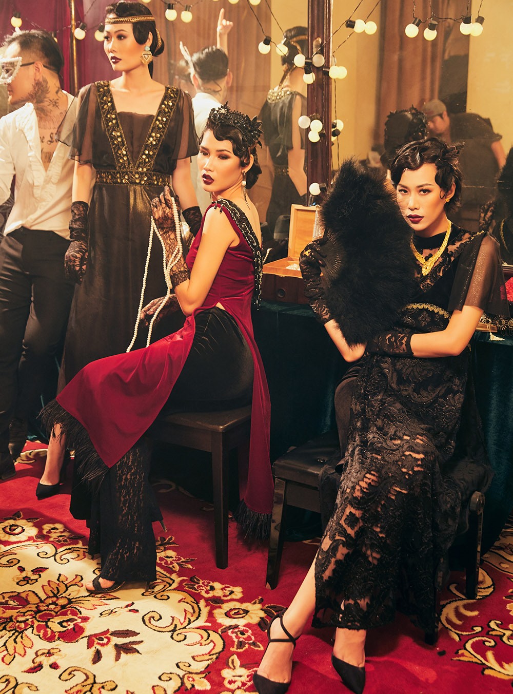 dàn siêu mẫu xuất hiện trong bộ sưu tập mang phong cách Gatsby. Ảnh: Mạnh Bi.