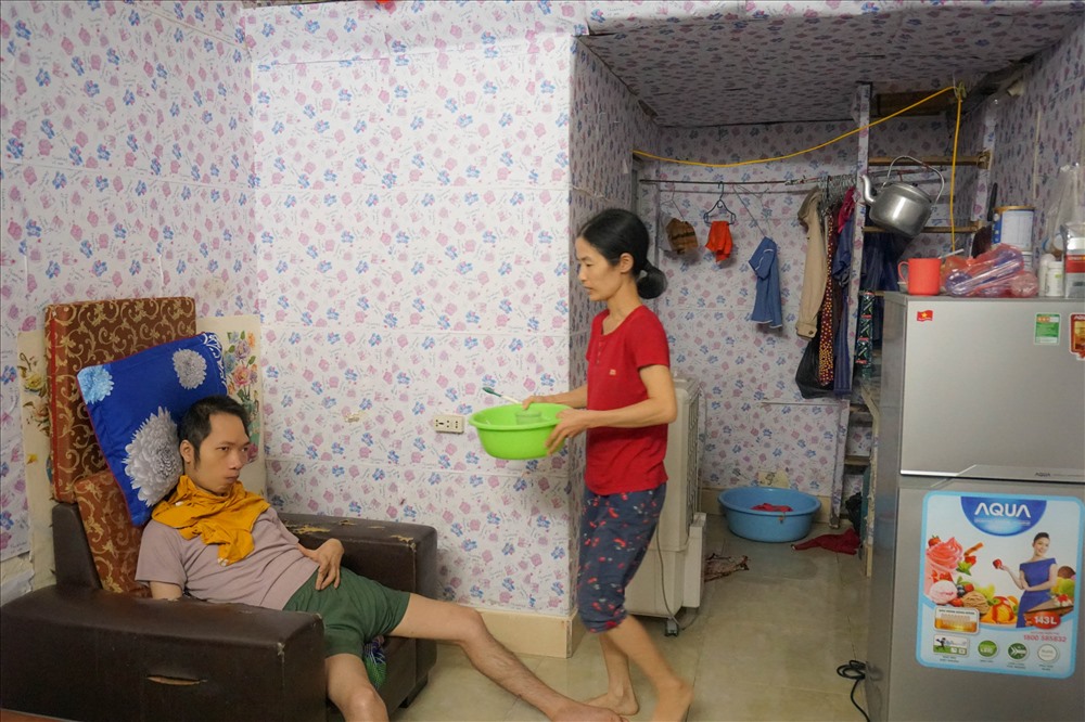 Căn phòng trọ nhỏ nơi anh chị đang sinh sống. Ảnh: H.Đ