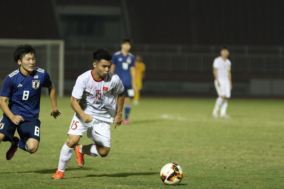 U19 Việt Nam chơi khởi sắc ở giữa hiệp một của trận đấu. Nhưng các pha hãm thành lại tỏ ra non nớt. Ảnh: MINH HƯƠNG
