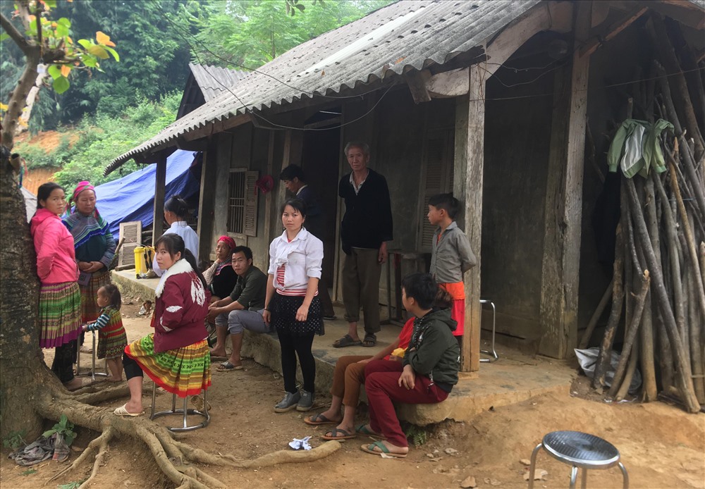Gia đình nạn nhân thuộc diện khó khăn tại địa phương. Ảnh: Lê Liên