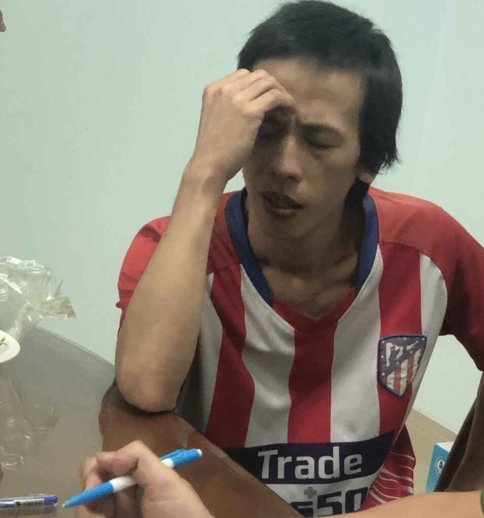Đối tượng Trần Trọng Luận khi mới bị mời lên làm việc. Ảnh: AX