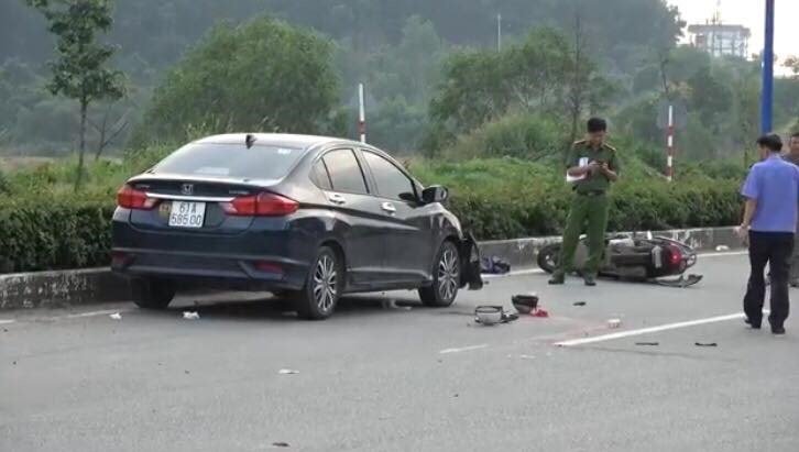 Hiện trường vụ tai nạn khiến 1 người tử vong một người bị thương nặng.
