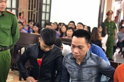 Khá "bảnh" hầu tòa