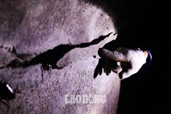 Bên trong hệ thống cống vòm cũ kỹ và xuống cấp dưới lòng Sài Gòn