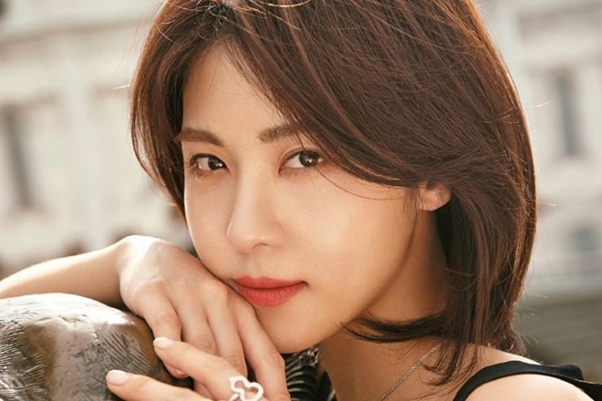 Nữ diễn viên sinh năm 1978 được mệnh danh là “Nữ hoàng mặt mộc” của showbiz Hàn