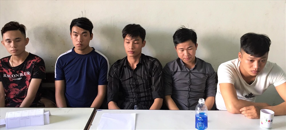 Các đối tượng bị lực lượng Công an quận Ngũ Hành Sơn (Đà Nẵng) bắt giữ. Ảnh: CACC