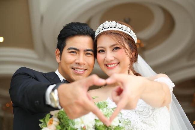 Vợ chồng Ngọc Lan và Thanh Bình. Ảnh: ST