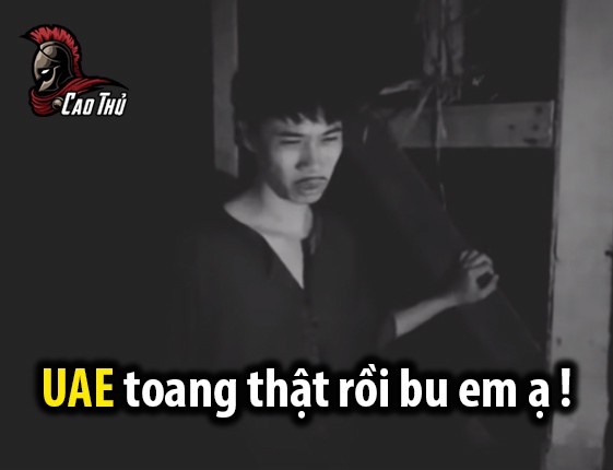 Vlog nổi tiếng cộng đồng mạng thời gian qua là 1977 VLog cũng phải thảng thốt: “UAE toang thật rồi bu em à!“. Ảnh: Cao thủ