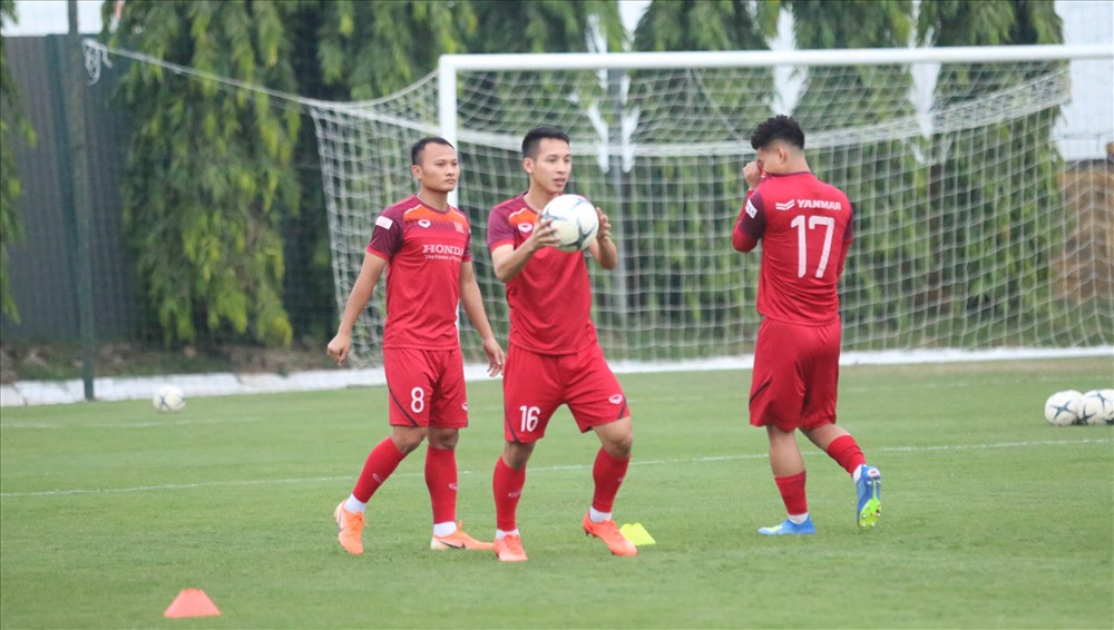 Hùng Dũng và Trọng Hoàng sẽ là 2 cầu thủ đồng hành cùng ông Park trong chiến dịch “săn vàng” tại SEA Games.