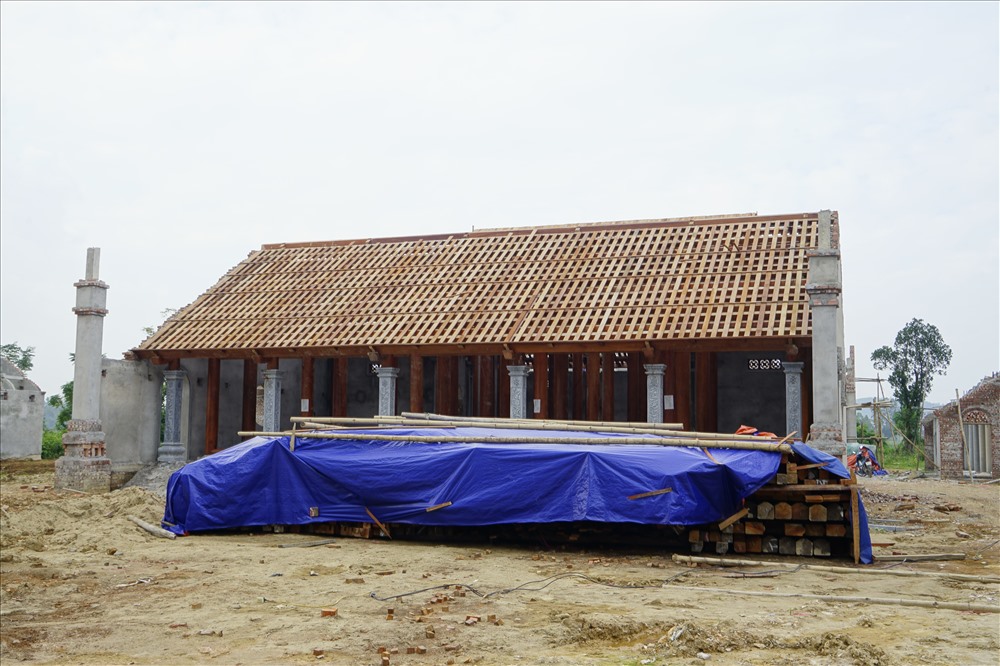 Nhiều hạng mục của chùa Linh Sâm đã xây xong phần thô. Ảnh: QĐ