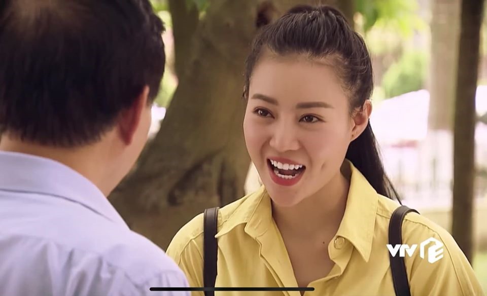Nhà báo Hoàng Ngân trong bộ phim “Sinh tử” là một người quyết liêt, mạnh mẽ và mong muốn điều tra bóc trần những tiêu cực, tham nhũng ở tỉnh nhà. Ảnh: CMH.