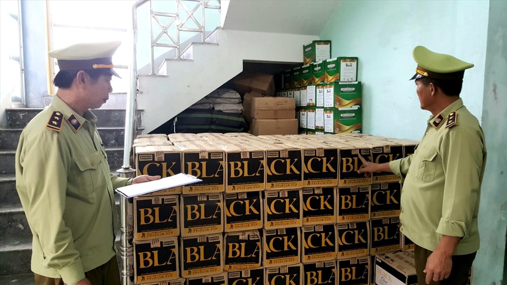 Đây là vụ vận chuyển rượu ngoại nhập lậu số lượng lớn qua địa bàn Quảng Bình. Ảnh: LPL