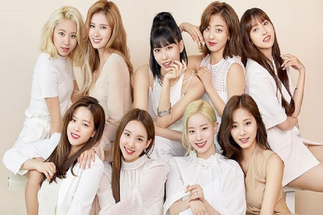 BlackPink, Twice bị đàn em “qua mặt” trong bảng xếp hạng tháng 11.