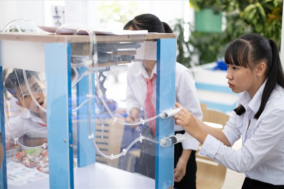 Giải pháp của đội đoạt giải Nhất C3T3 (ảnh: T.Q). Giải pháp của đội đoạt giải Nhất C3T3 (ảnh: T.Q).