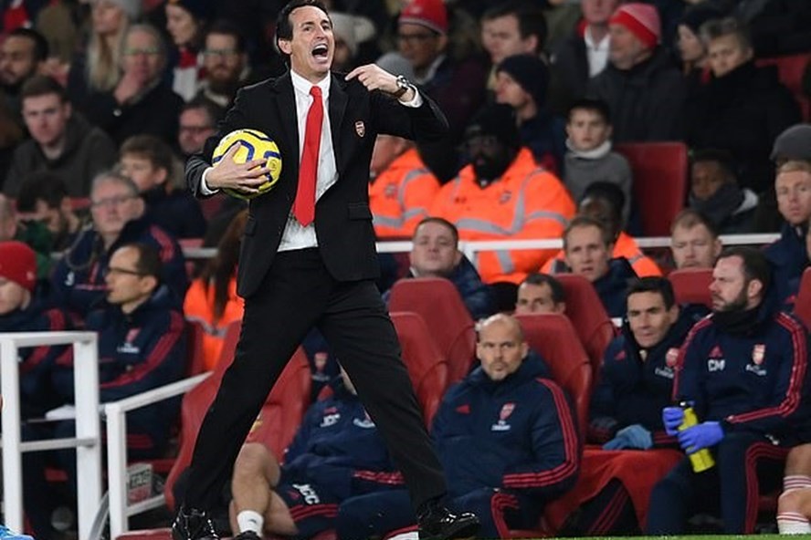 Hết kiên nhẫn, Arsenal xúc tiến tìm huấn luyện viên thay thế Unai Emery