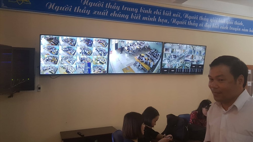 Dư luận giáo viên, học sinh cho rằng, số camera này được ông Ngọc chuyển về từ Trường THPT Nguyễn Xuân Nguyên - nơi ông từng là hiệu trưởng. Ảnh: X.H