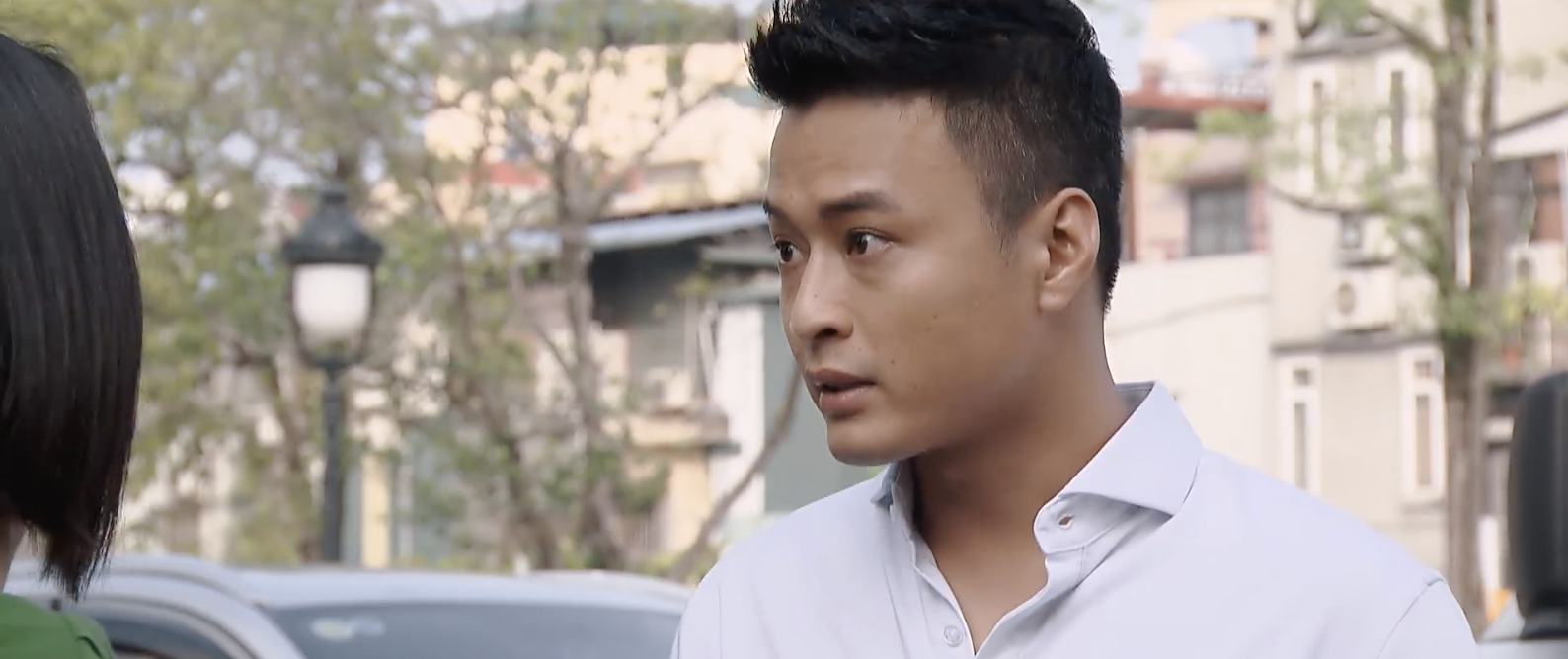 San phản đối chuyện anh trai yêu Khuê.